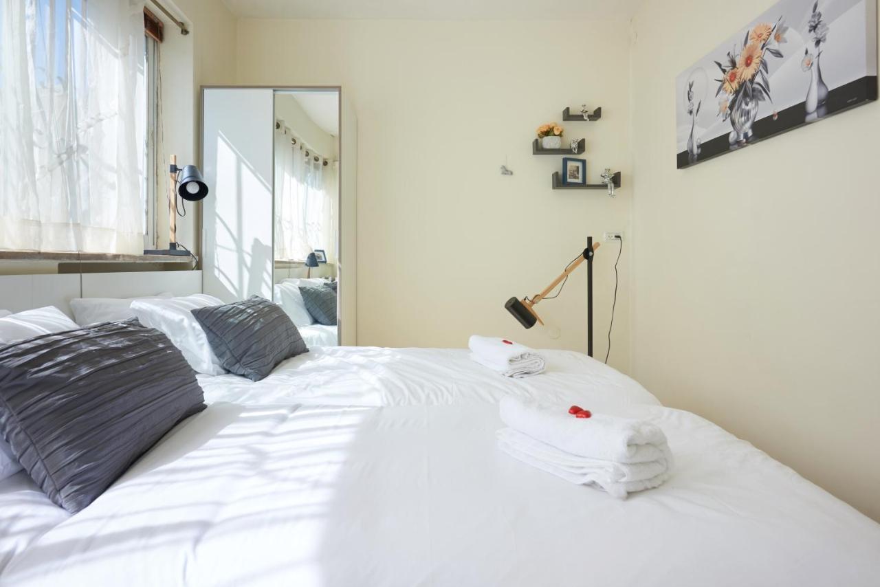 A Designed Apartment In The Best Location! Jeruzsálem Kültér fotó